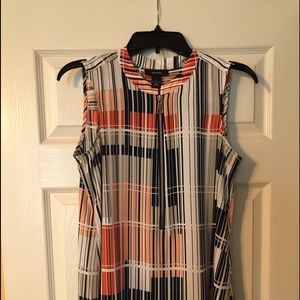 Alfani sleeveless top size 4